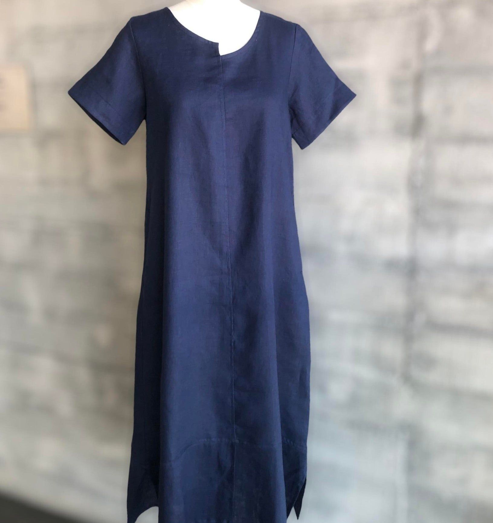 Navy Cinabelle Linen Dress (tall) - Flaxbloom | Mall Planet